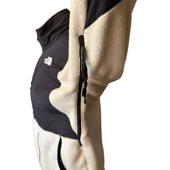 The North Face Vintage Y2K Denali Black and White Fleece Jacket Women's Medium - Picture 4 of 8